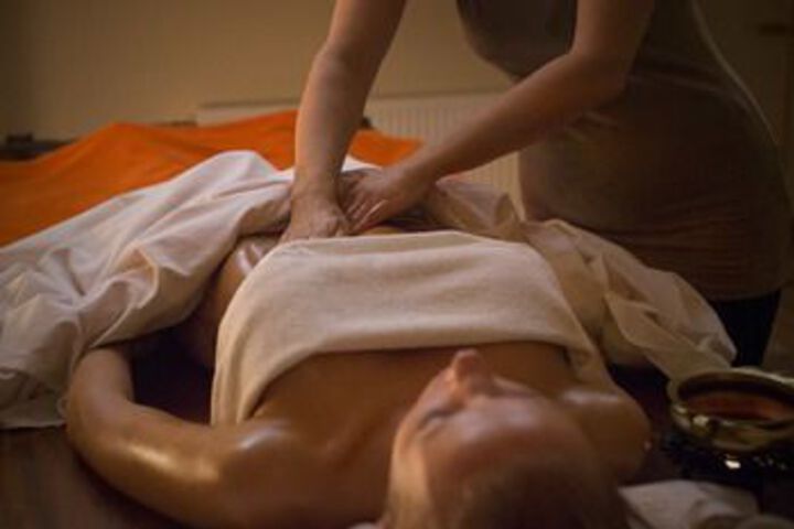 Spa 17 of 31