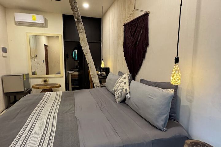 Room 64 of 172