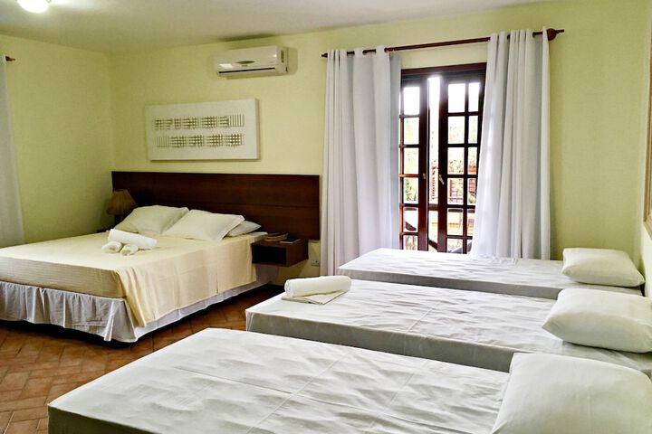 Room 27 of 138