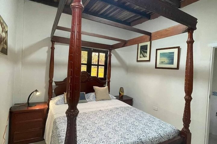 Room 3 of 25