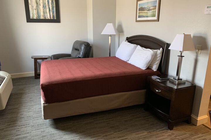 Room 51 of 297