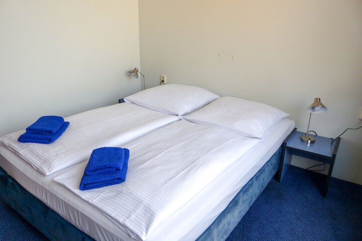 Room 36 of 86