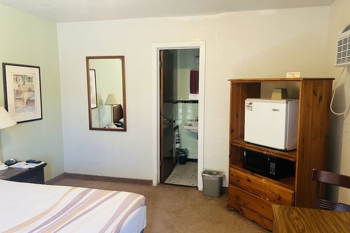 Room 3 of 13