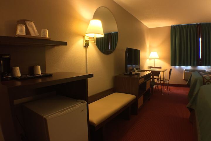Room amenity