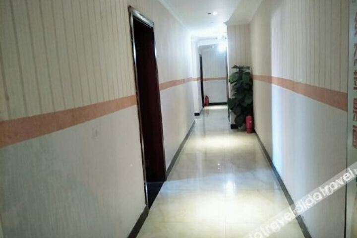 Hotel Interior 4 of 21