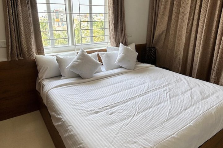 Room 16 of 29