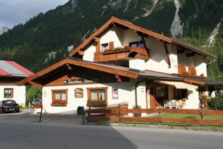 Property image 1