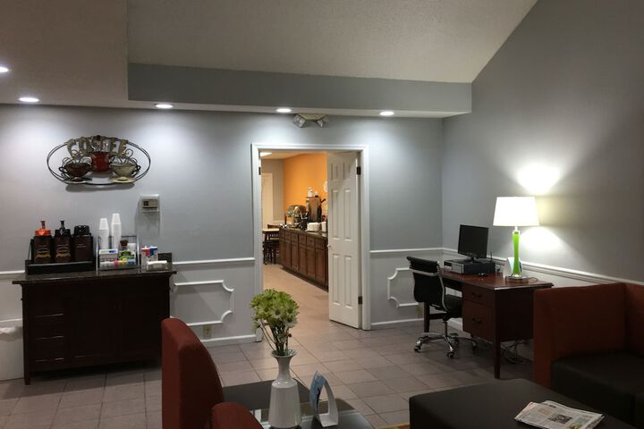 Hotel Interior 6 of 26