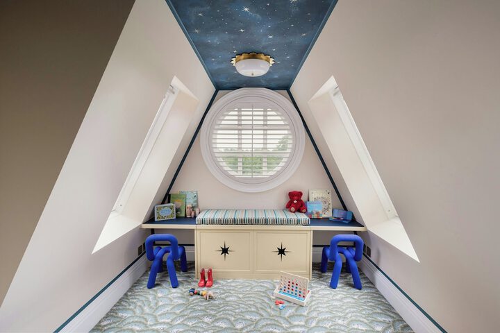 Room 115 of 229