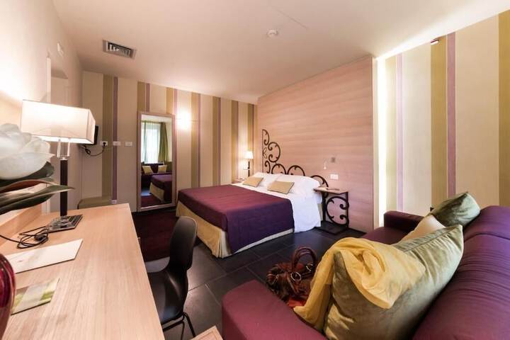 Room 16 of 54