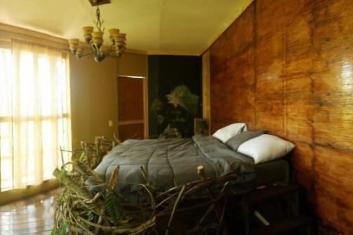Room 3 of 50