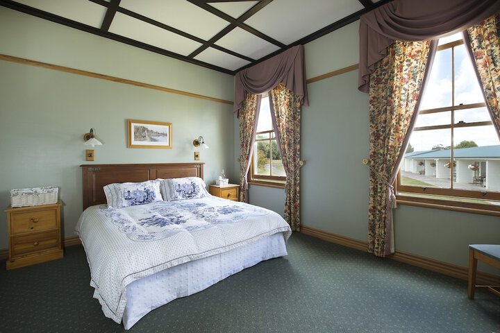 Room 3 of 59