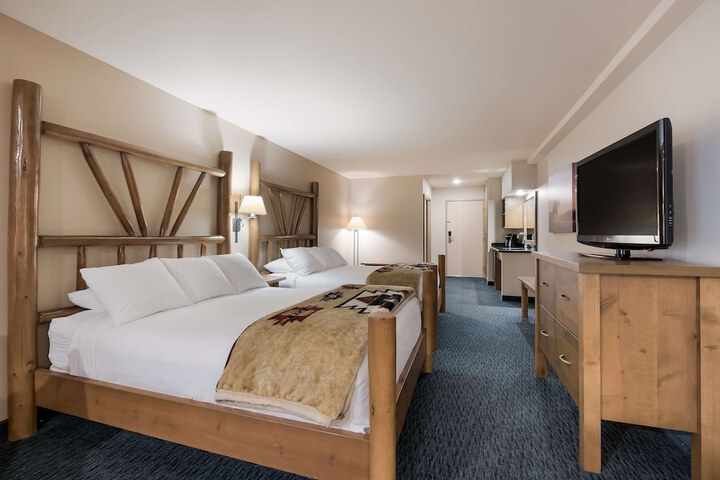 Room 16 of 65