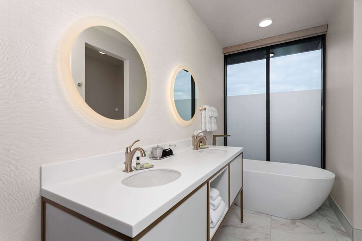1 California King Bed Accessible Studio Suite Roll in Shower (2 of 20)