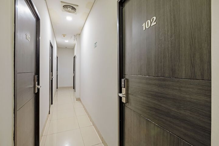 Ballroom/Hall 22 of 26
