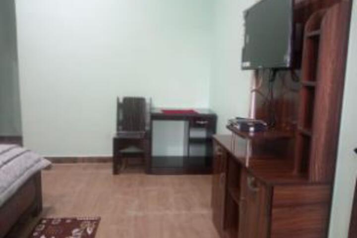 Room 18 of 18