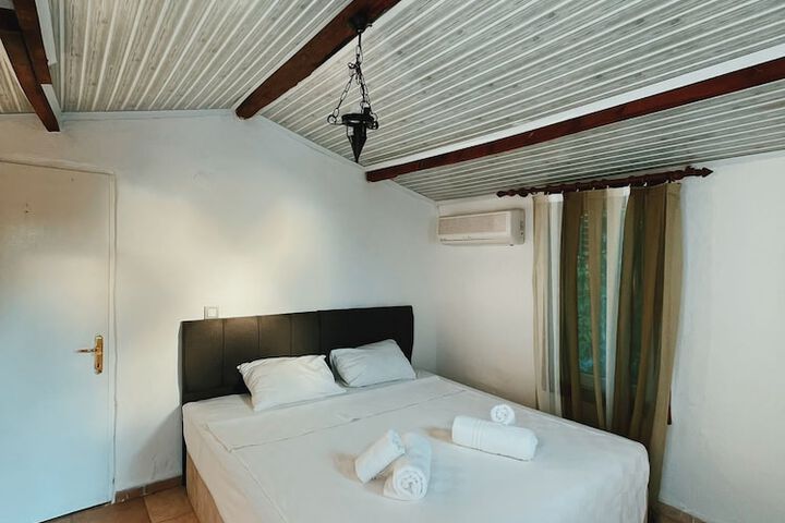 Room 14 of 44