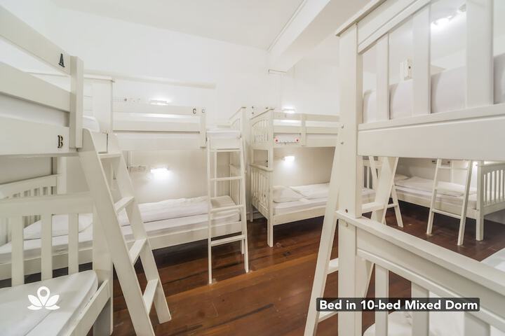 Room 13 of 43