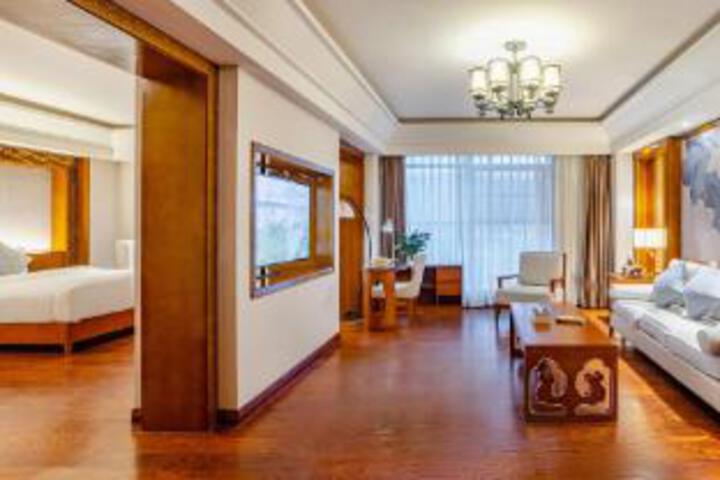 Room 21 of 23