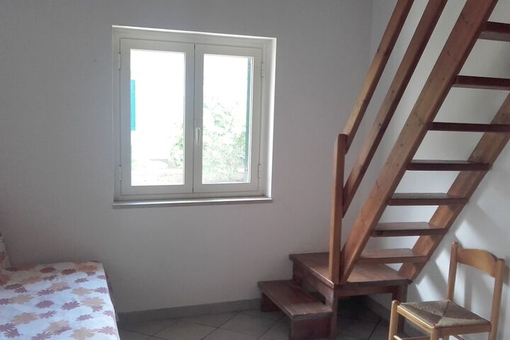 Room 22 of 25