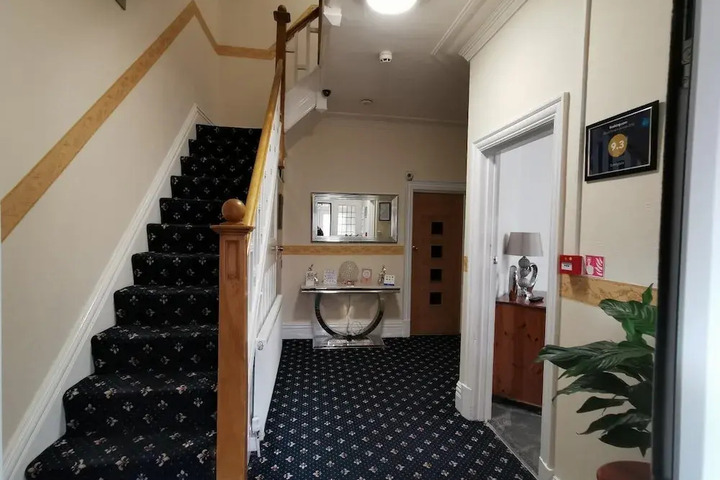 Photo 16