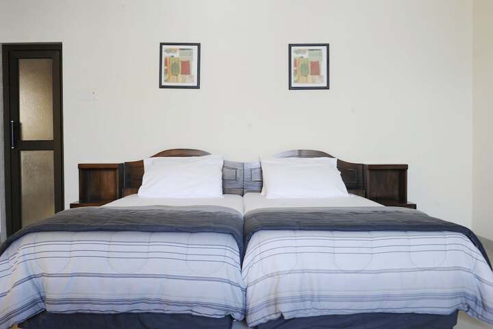 Room 30 of 67