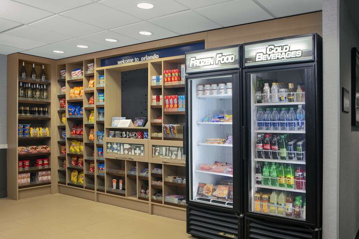 Snack bar