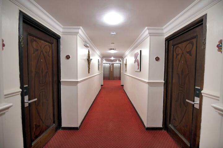Room 16 of 24