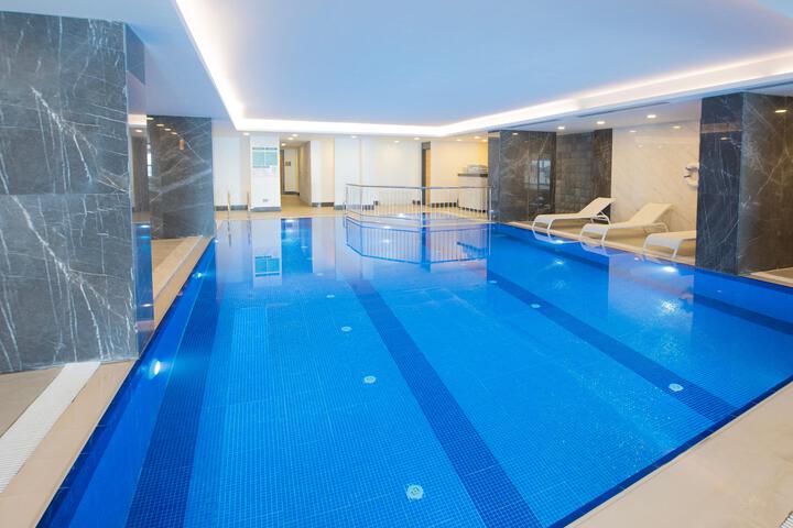 Pool 25 of 54