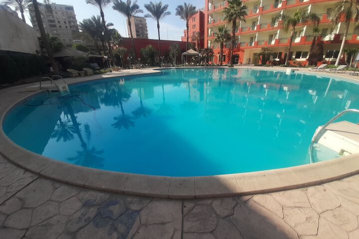 Pool 27 of 37