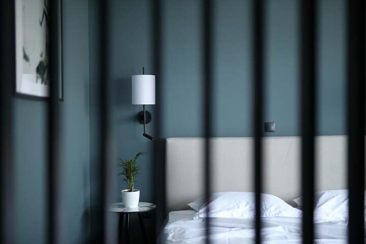 Room 8 of 39