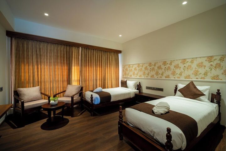 Room 4 of 6