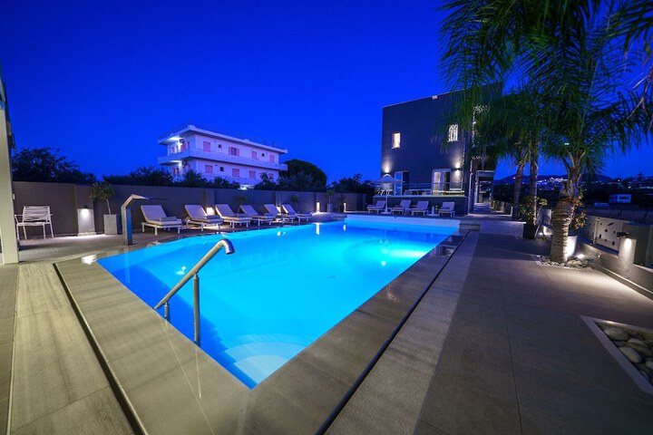 Pool 86 of 116