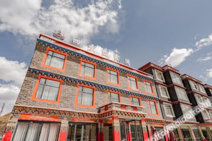 Hotel 6 of 32