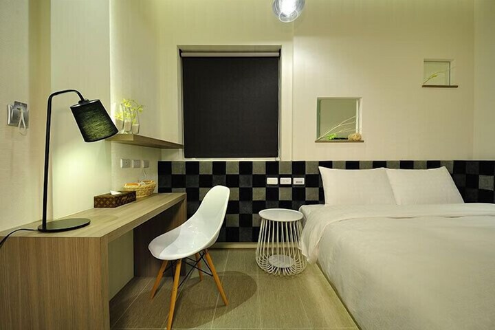 Room 14 of 59