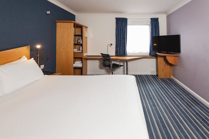 Room 19 of 50