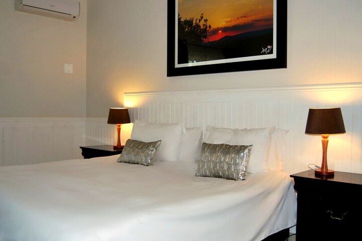 Room 29 of 64