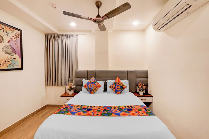 Room 21 of 32