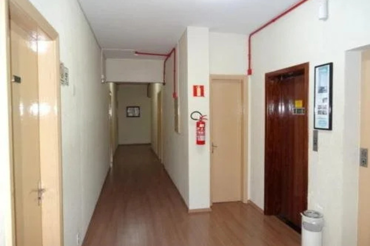 hotel_rooms