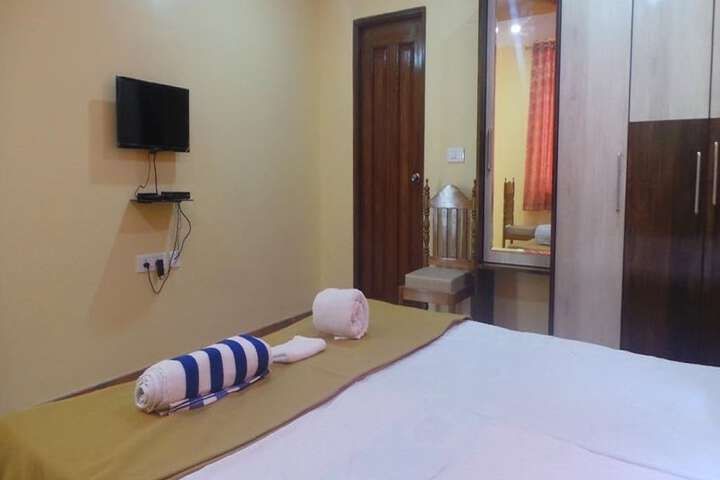 Room 3 of 26