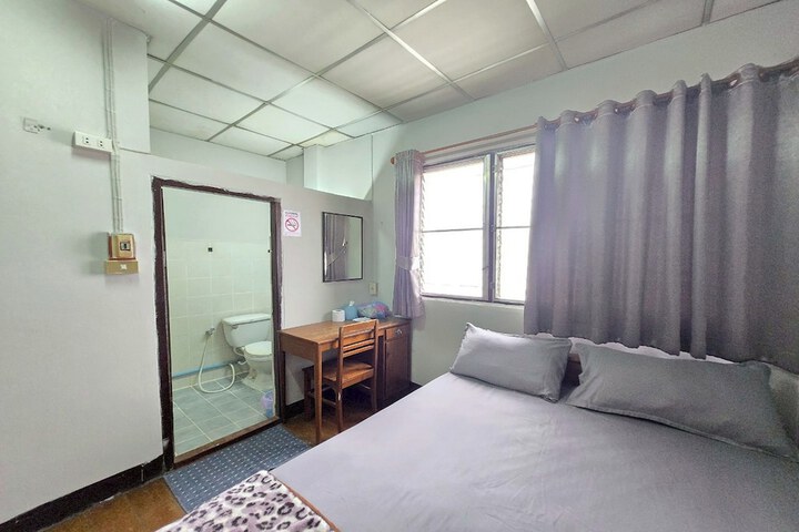 Room 22 of 44