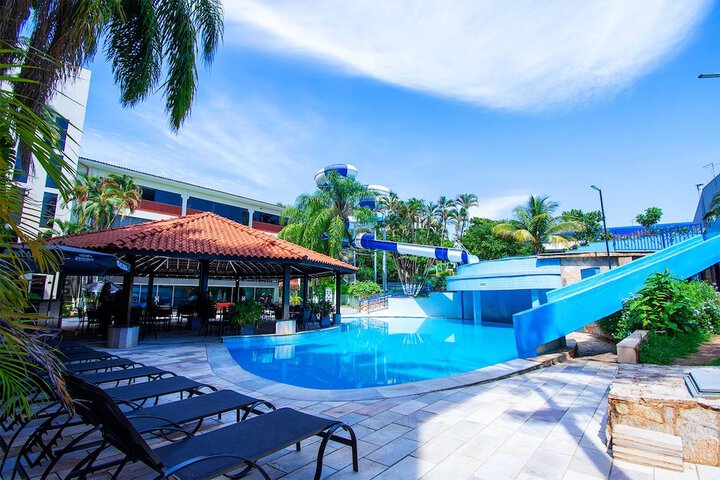 Pool 52 of 95