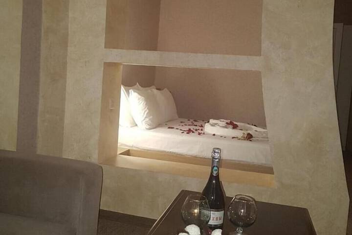 Room 26 of 69