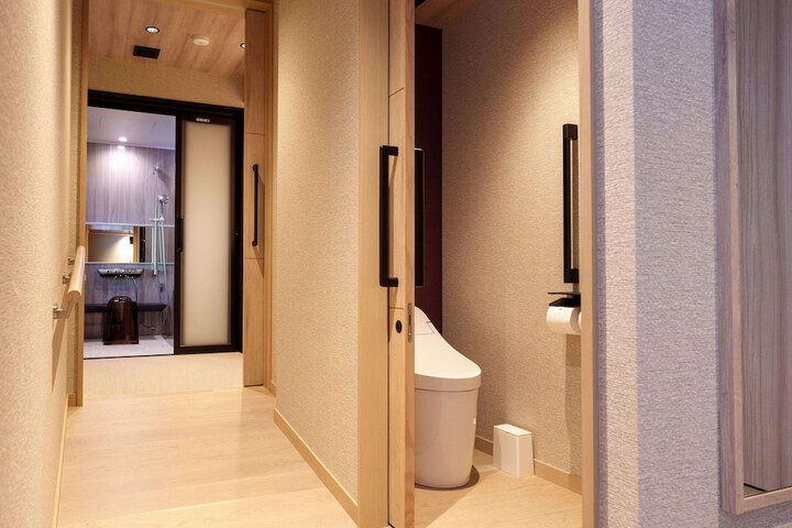Bath Interior
