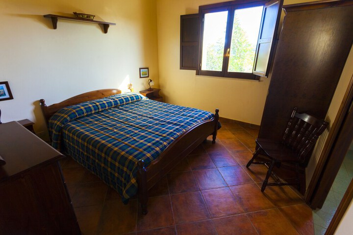 Room 17 of 65