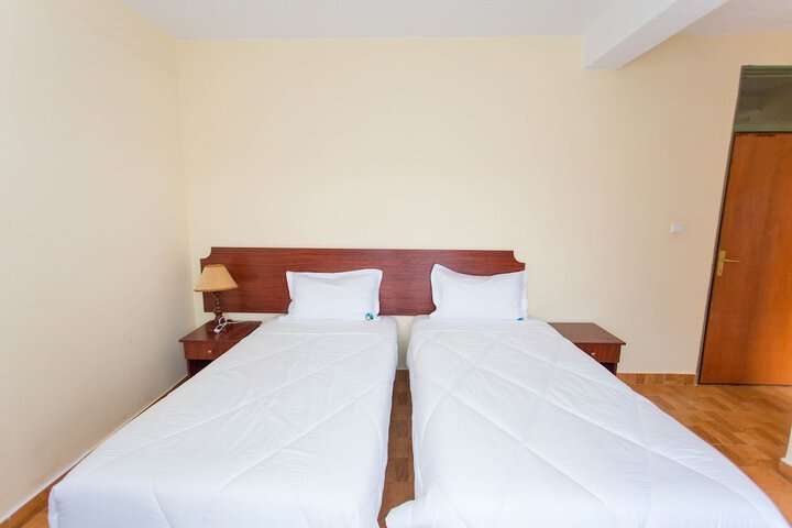 Room 9 of 44
