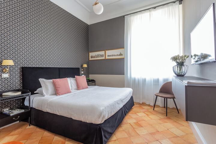 Room 10 of 56