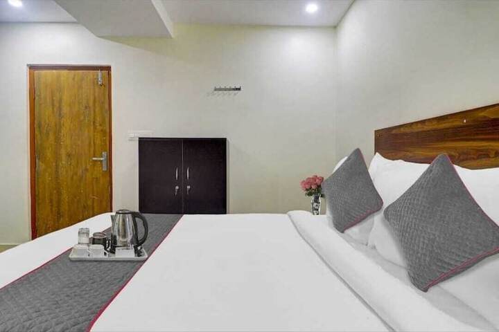 Room 4 of 14