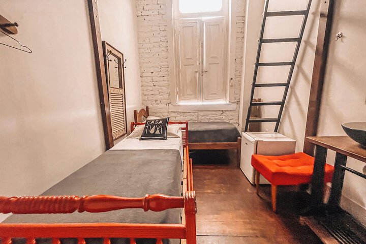 Room 29 of 73