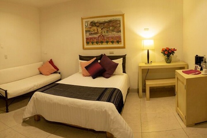 Room 16 of 59